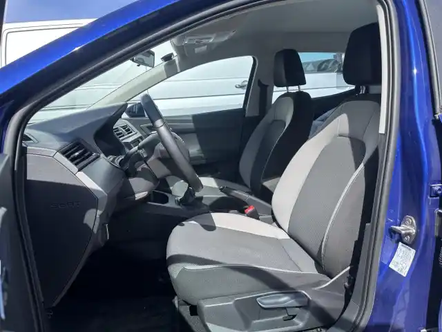 Sininen Viistoperä, Seat Ibiza – JMC-973