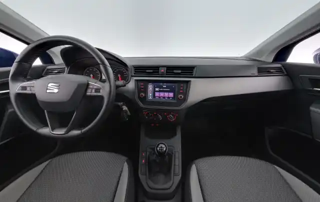 Sininen Viistoperä, Seat Ibiza – JMC-973