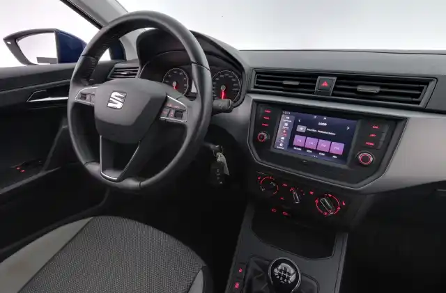Sininen Viistoperä, Seat Ibiza – JMC-973