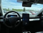 Sininen Maastoauto, Ford Mustang Mach-E – JMG-842, kuva 4