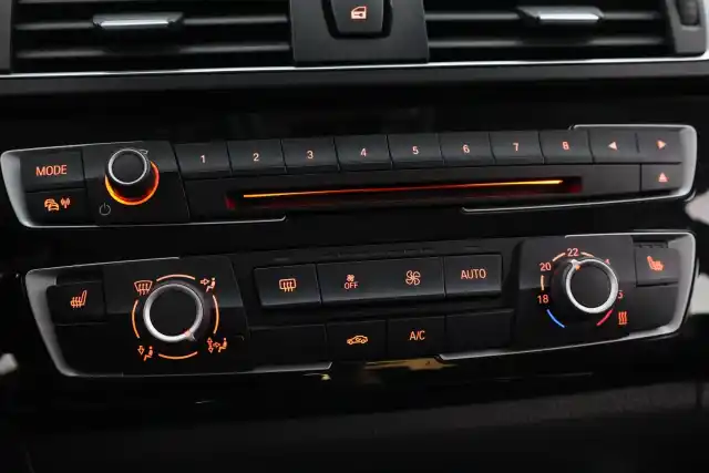Valkoinen Viistoperä, BMW 120 – JMH-211