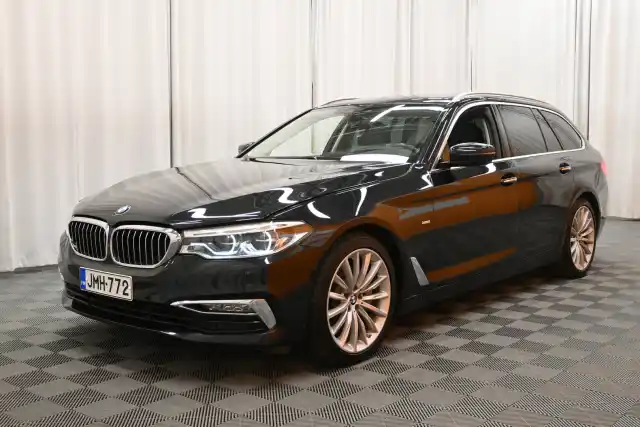 Musta Farmari, BMW 530 – JMH-772