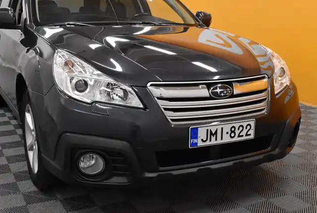 Harmaa Farmari, Subaru OUTBACK – JMI-822