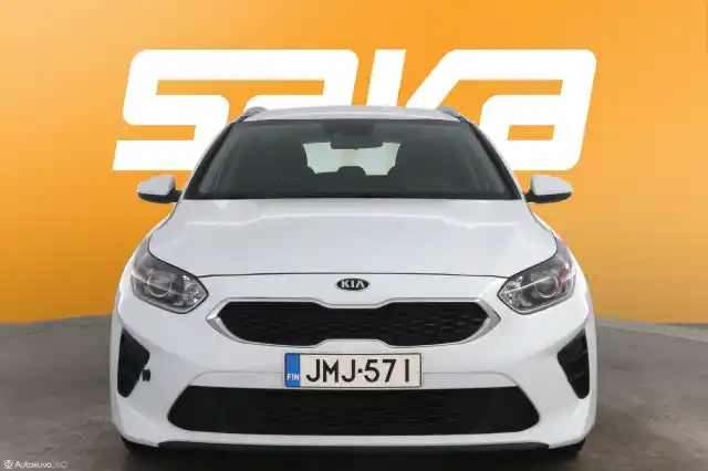 Valkoinen Farmari, Kia Ceed – JMJ-571