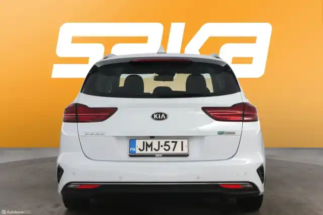 Valkoinen Farmari, Kia Ceed – JMJ-571