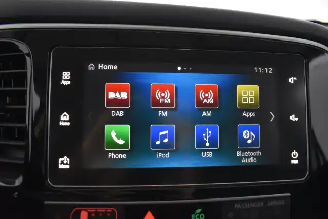 Harmaa Maastoauto, Mitsubishi Outlander PHEV – JMJ-922