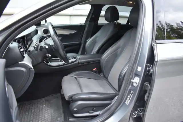 Harmaa Farmari, Mercedes-Benz E – JMJ-976