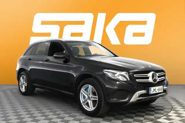 Musta Maastoauto, Mercedes-Benz GLC – JML-666