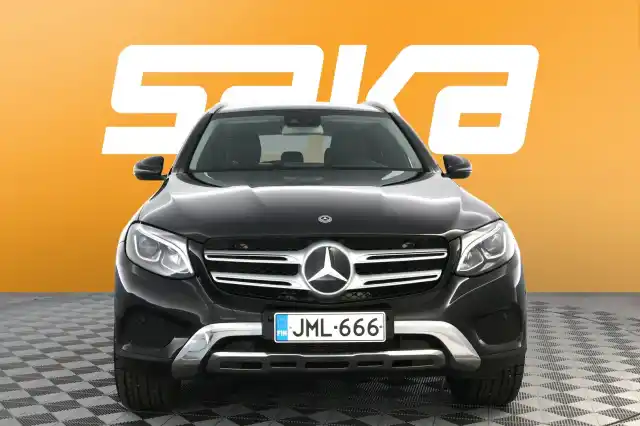 Musta Maastoauto, Mercedes-Benz GLC – JML-666