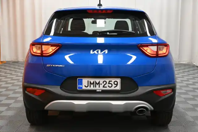 Sininen Maastoauto, Kia Stonic – JMM-259