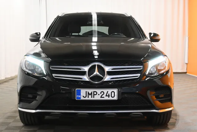 Musta Maastoauto, Mercedes-Benz GLC – JMP-240