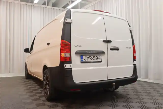 Valkoinen Pakettiauto, Mercedes-Benz Vito – JMR-594