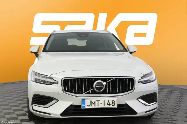 Valkoinen Farmari, Volvo V60 – JMT-148
