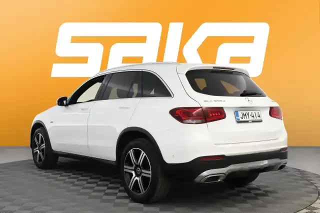 Valkoinen Maastoauto, Mercedes-Benz GLC – JMY-414