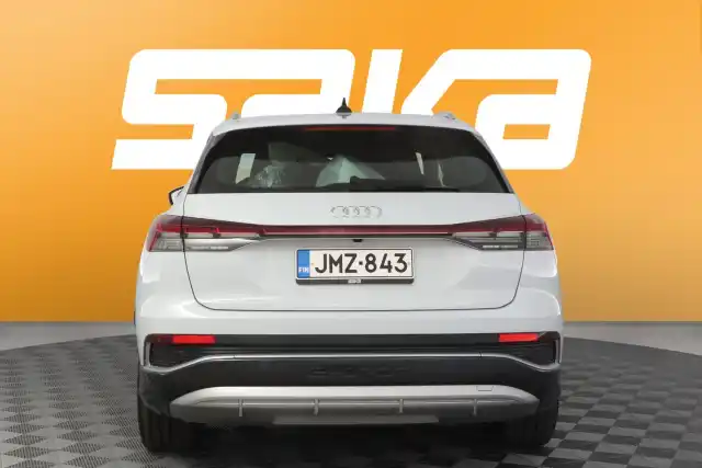 Valkoinen Maastoauto, Audi Q4 e-tron – JMZ-843