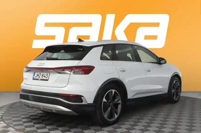 Valkoinen Maastoauto, Audi Q4 e-tron – JMZ-843