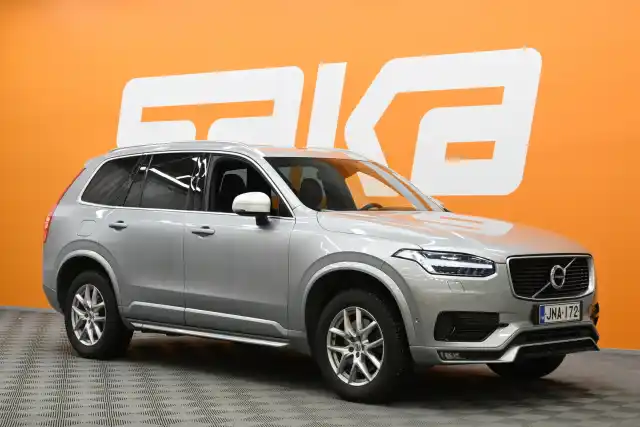 Harmaa Maastoauto, Volvo XC90 – JNA-172