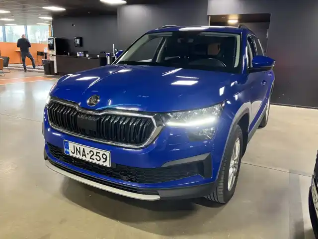 Sininen Maastoauto, Skoda Kodiaq – JNA-259
