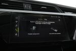 Sininen Maastoauto, Audi e-tron – JNA-764, kuva 2