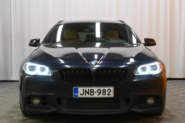 Musta Farmari, BMW 535 – JNB-982