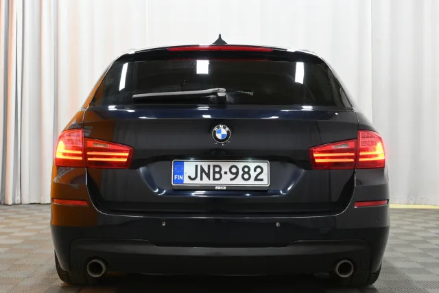 Musta Farmari, BMW 535 – JNB-982