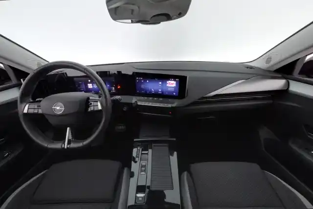 Valkoinen Viistoperä, Opel Astra – JNC-207