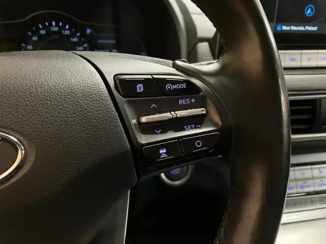 Harmaa Viistoperä, Hyundai KONA – JNC-626