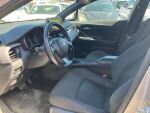 Harmaa Maastoauto, Toyota C-HR – JNF-256, kuva 4