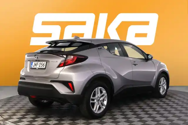 Harmaa Maastoauto, Toyota C-HR – JNF-256
