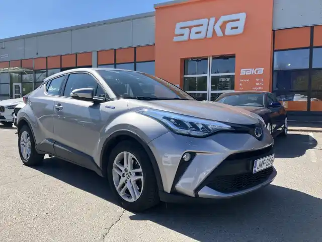 Harmaa Maastoauto, Toyota C-HR – JNF-256