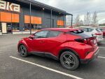 Punainen Viistoperä, Toyota C-HR – JNG-679, kuva 3