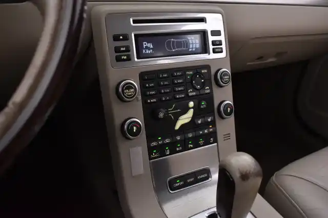 Ruskea (beige) Sedan, Volvo S80 – JNG-712