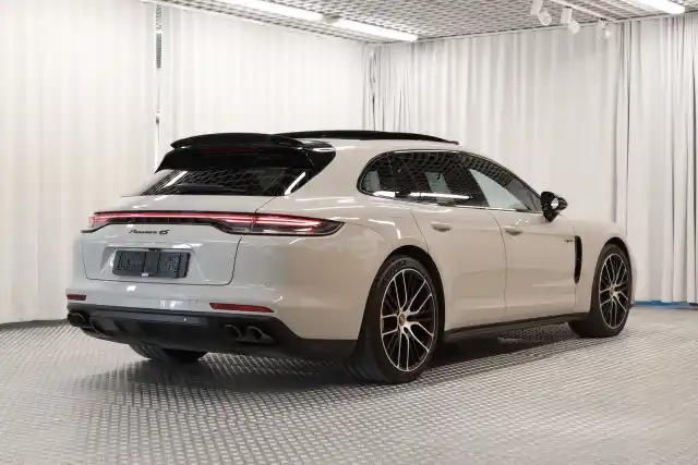 Harmaa Farmari, Porsche Panamera – JNL-190