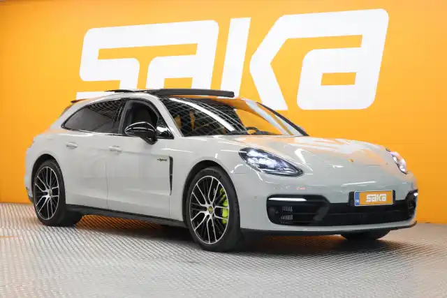 Harmaa Farmari, Porsche Panamera – JNL-190