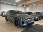 Harmaa Maastoauto, Audi Q8 e-tron – JNL-229, kuva 1