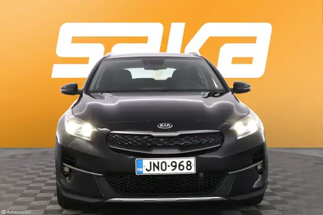 Musta Viistoperä, Kia XCEED – JNO-968