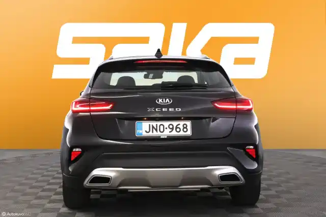Musta Viistoperä, Kia XCEED – JNO-968