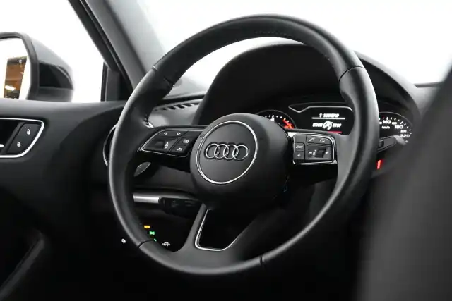 Musta Viistoperä, Audi A3 – JPL-494