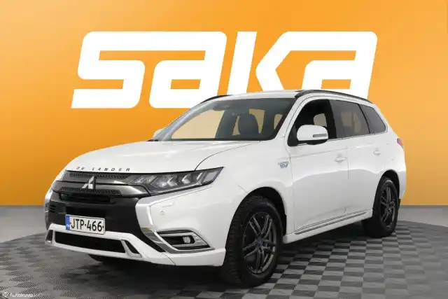 Valkoinen Maastoauto, Mitsubishi OUTLANDER PHEV – JTP-466