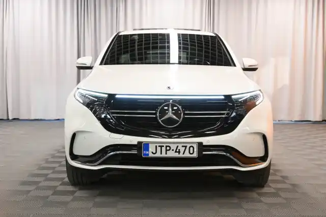 Valkoinen Maastoauto, Mercedes-Benz EQC – JTP-470