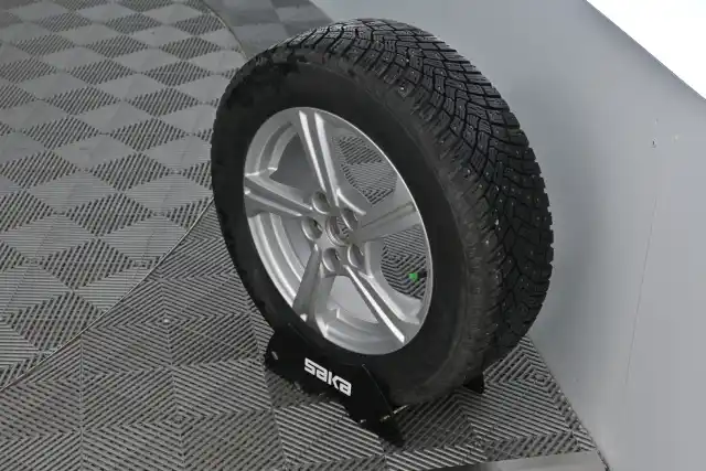 Sininen Maastoauto, Ford Puma – JTR-232