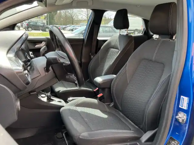 Sininen Maastoauto, Ford Puma – JTR-232