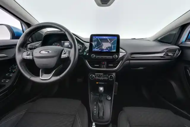 Sininen Maastoauto, Ford Puma – JTR-232