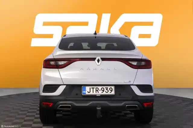 Valkoinen Maastoauto, Renault Arkana – JTR-939