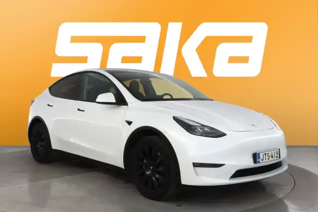 Valkoinen Maastoauto, Tesla Model Y – JTS-412