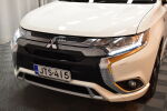 Valkoinen Maastoauto, Mitsubishi OUTLANDER PHEV – JTS-415, kuva 10