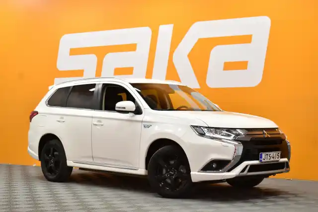 Valkoinen Maastoauto, Mitsubishi OUTLANDER PHEV – JTS-415