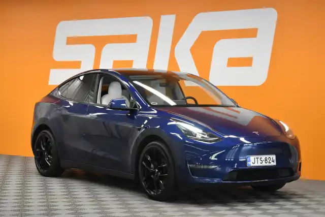 Sininen Maastoauto, Tesla Model Y – JTS-824