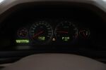 Vihreä Sedan, Volvo S80 – KHZ-764, kuva 17