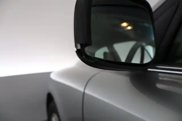 Vihreä Sedan, Volvo S80 – KHZ-764